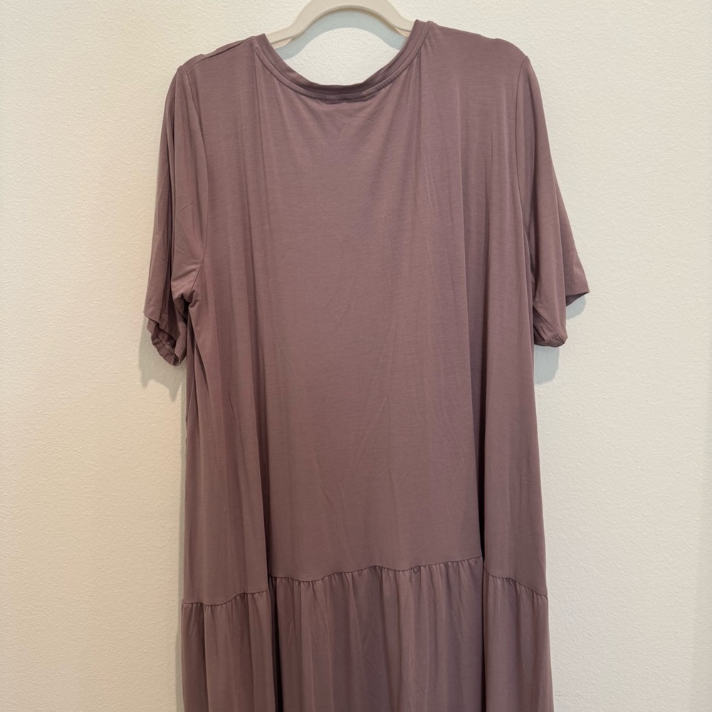 LOGO Mauve Short Sleeve Dress Midi Dress - Picture 8 of 9
